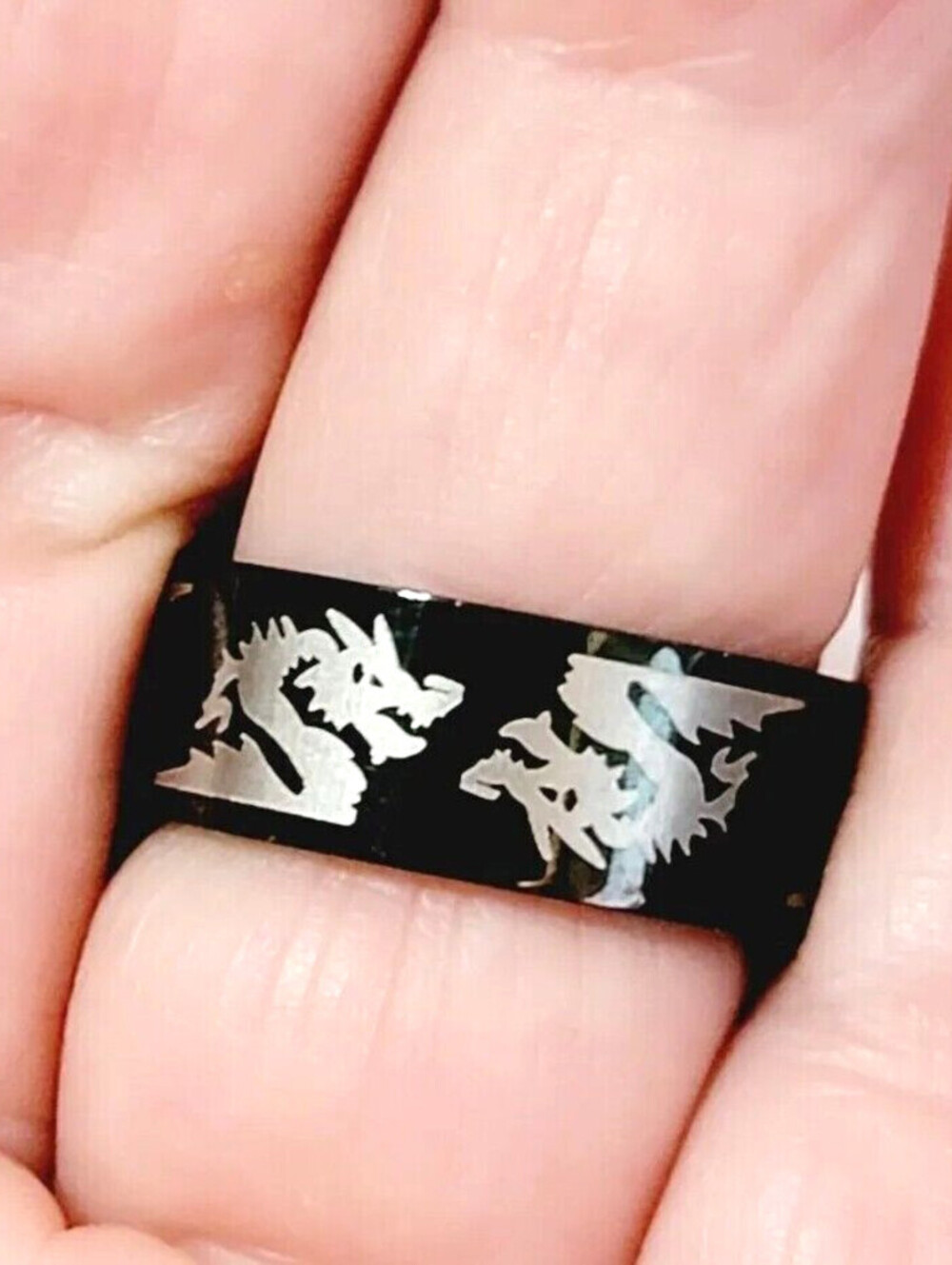 Vintage‎ Black Silver Dragon Ring Band Stainless Steel Asian Contemporary Sz 8
